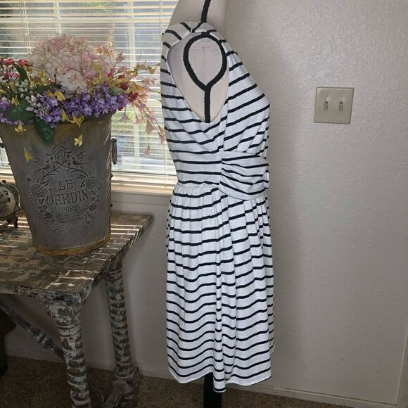 ModCloth Fervour Black and White Striped Fit and Flare Dress - Picture 4 of 13
